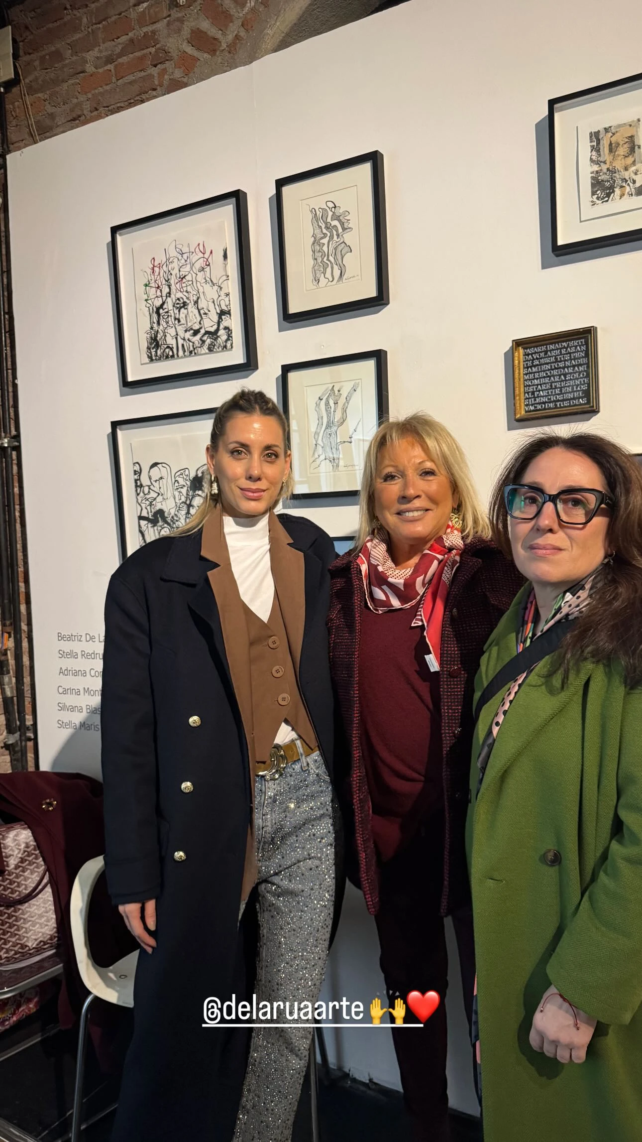 Anita Espasandín sumó el chaleco sastrero a su look: así lleva la prenda estrella del invierno