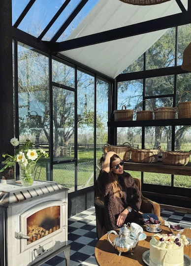 el tapado de peluche, de Juliana Awada a las influencers