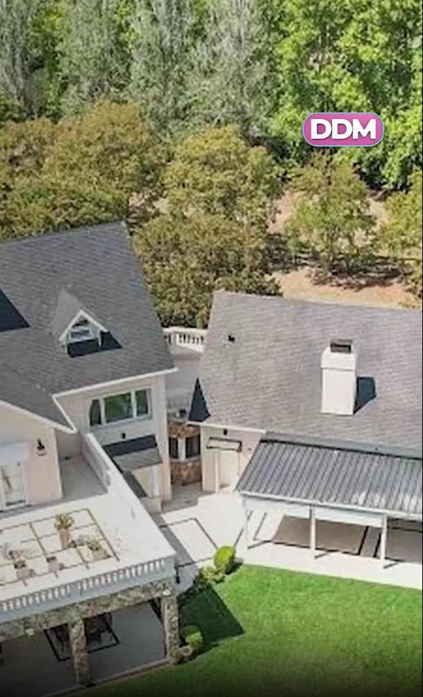 La China Suárez fue aceptada por sus vecinos para mudarse a San Jorge Village