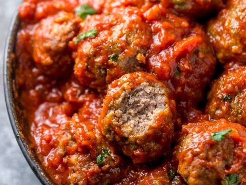 Albóndigas caseras en salsa picante: la receta ideal para los días fríos