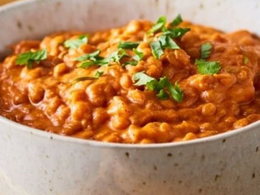 Guiso de lentejas rojas con leche de coco y curry: receta fácil y deliciosa para el invierno