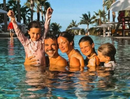 Las fotos de las vacaciones familiares de Pedro Alfonso y Paula Chaves en México