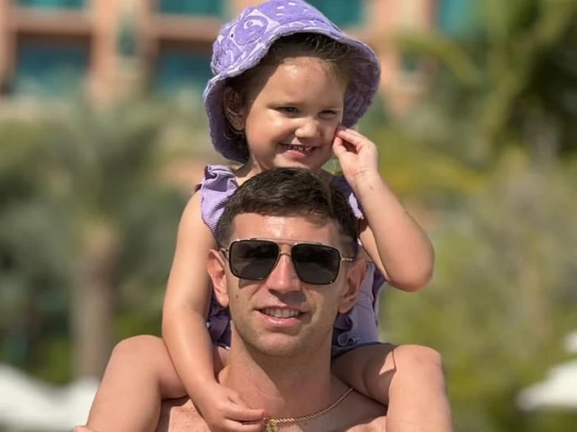 El tierno mensaje del Dibu Martínez a su hija, Ava, por su cumpleaños número 4