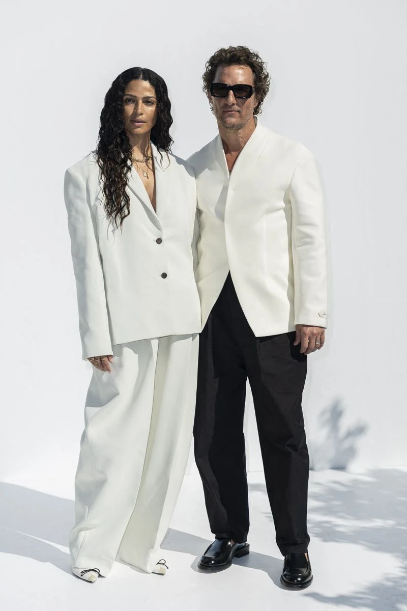 Camilla Alves y Matthew McConaughey