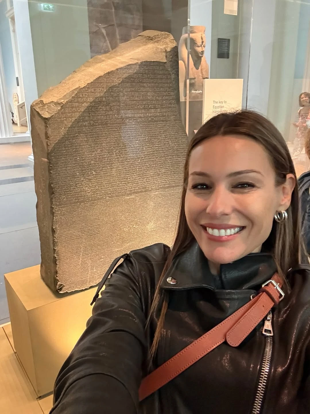 Pampita en el museo