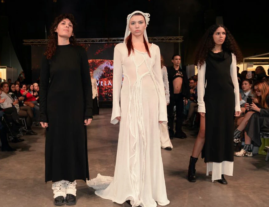 Desfile de Emilia Velasco en Puro Diseño Raíces Chaco.