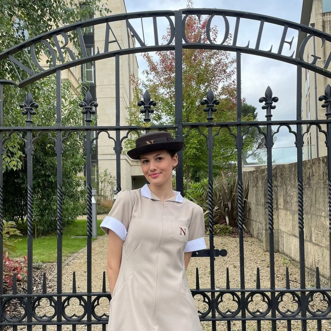 Niñeras con entrenamiento militar: así se preparan en Norland College para cuidar a los hijos de la realeza