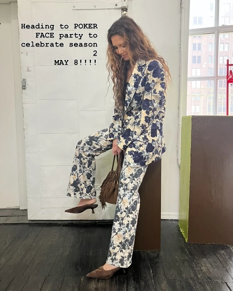 Katie Holmes lleva el corte ideal para renovar tu pelo largo este invierno