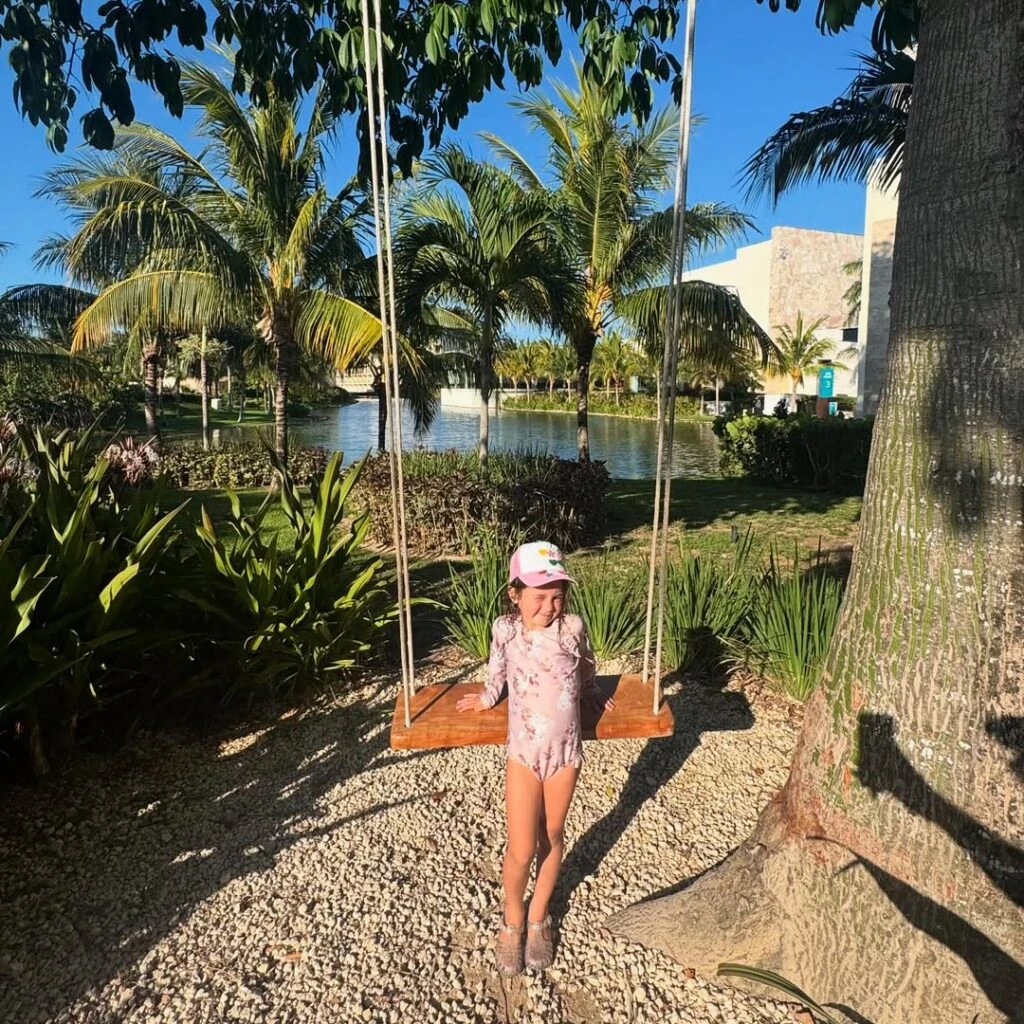 Las fotos de las vacaciones familiares de Pedro Alfonso y Paula Chaves en Costa Mujeres. Foto: IG