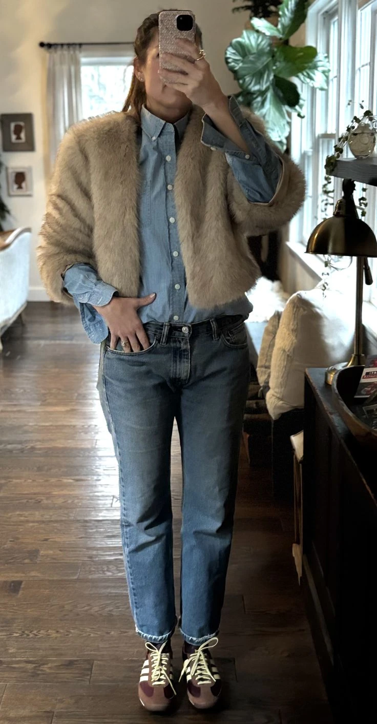 cómo llevar el mocha mousse en tus looks de invierno