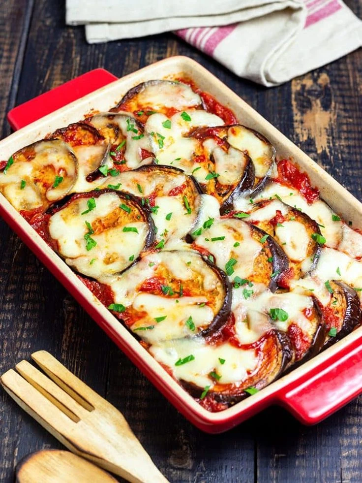 Lasaña de carne con láminas de berenjenas: una receta fácil y sin masa

