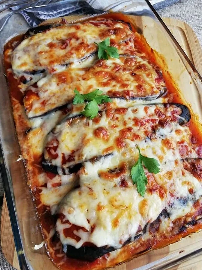 Lasaña de carne con láminas de berenjenas: una receta fácil y sin masa

