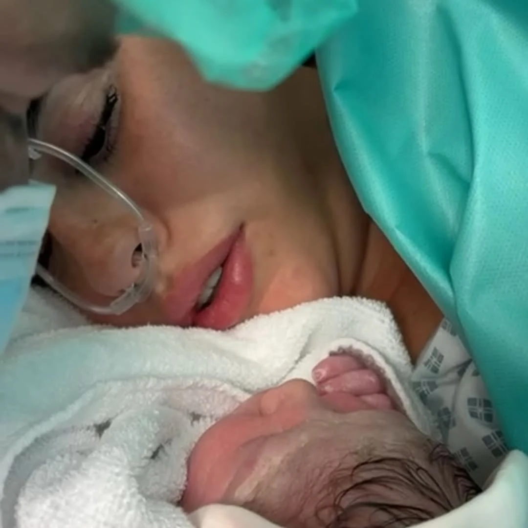 Sol Macaluso fue mamá y presentó a su beba recién nacida con un emotivo posteo