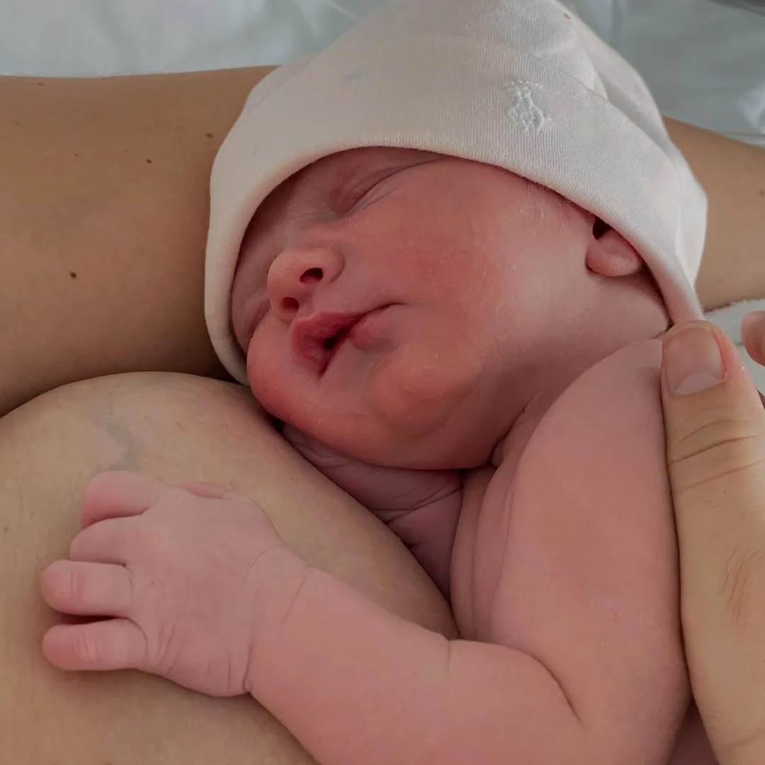 Sol Macaluso fue mamá y presentó a su beba recién nacida con un emotivo posteo