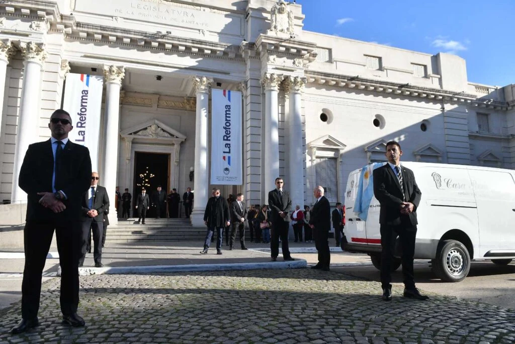 Así fue el velorio de Locomotora Oliveras. Fotos: rsfotos/unargency.