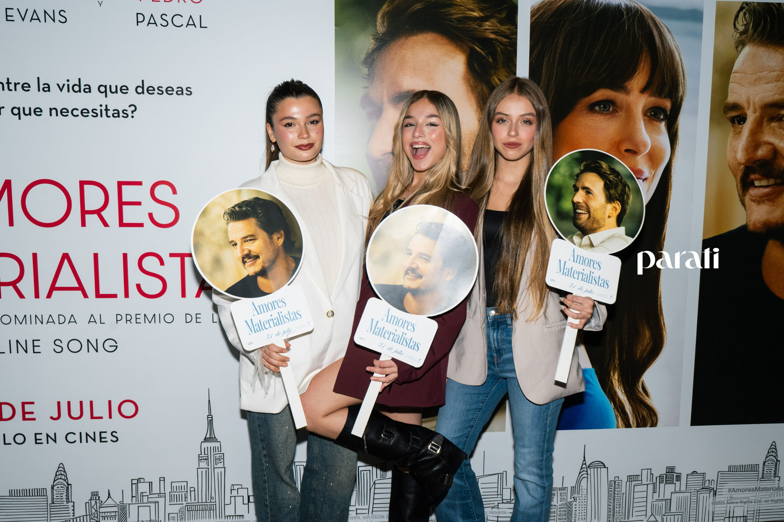 Pedro Pascal, Dakota Johnson y Chris Evans exploran el mercado del amor en el nuevo film de Celine Song