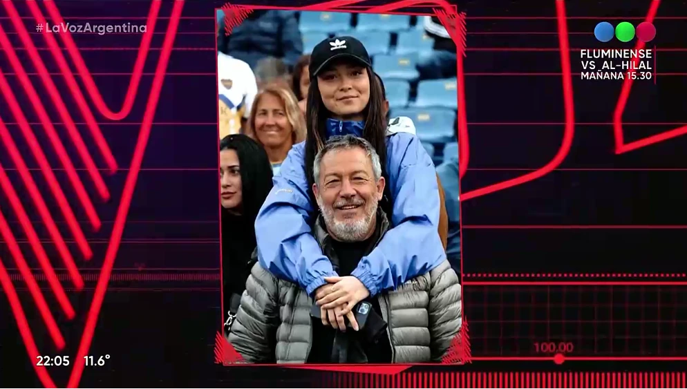 Clara con su papá, el Chino Tapia