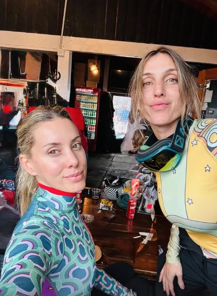 Anita viajó con su hermana melliza, Maru