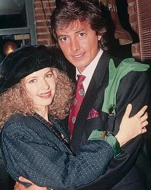 Gustavo Bermúdez y Andrea del Boca cuando protagnizaron la tira Antonella en 1991