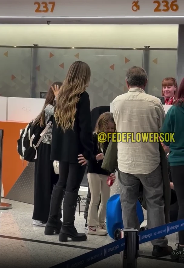 Las fotos de la China Suárez rumbo a Turquía con sus hijos. Foto Instagram Fede Flowers