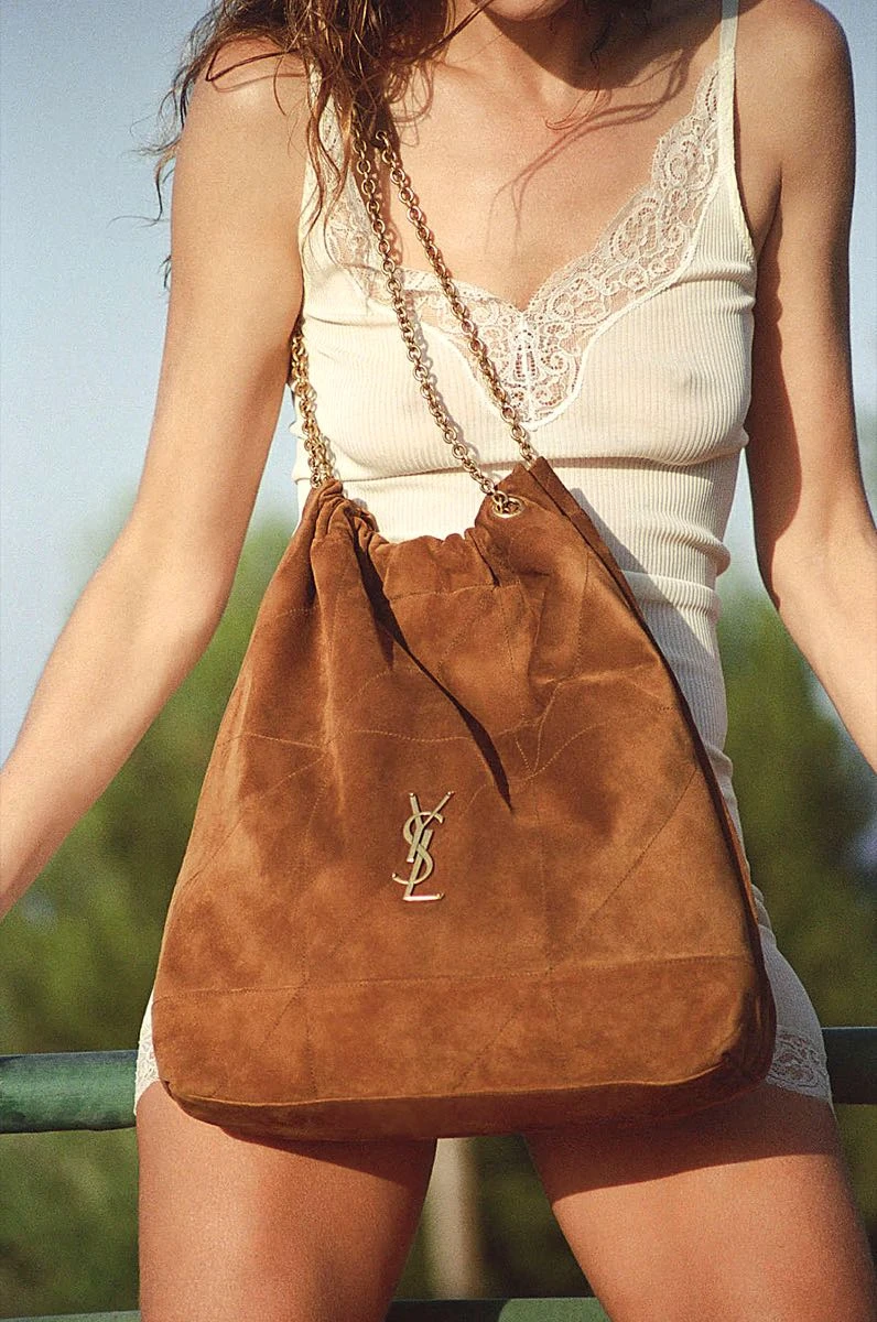 Accesorios para las vacaciones de Saint Laurent