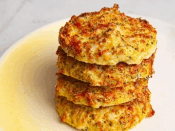 Hamburguesas de brócoli y pollo una receta fácil, saludable y deliciosa para sumar a tu menú