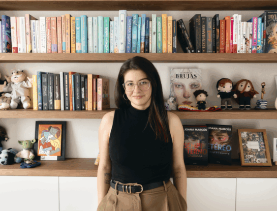 Joana Marcús: "Nadie se hace escritora sin haber pasado por momentos difíciles"