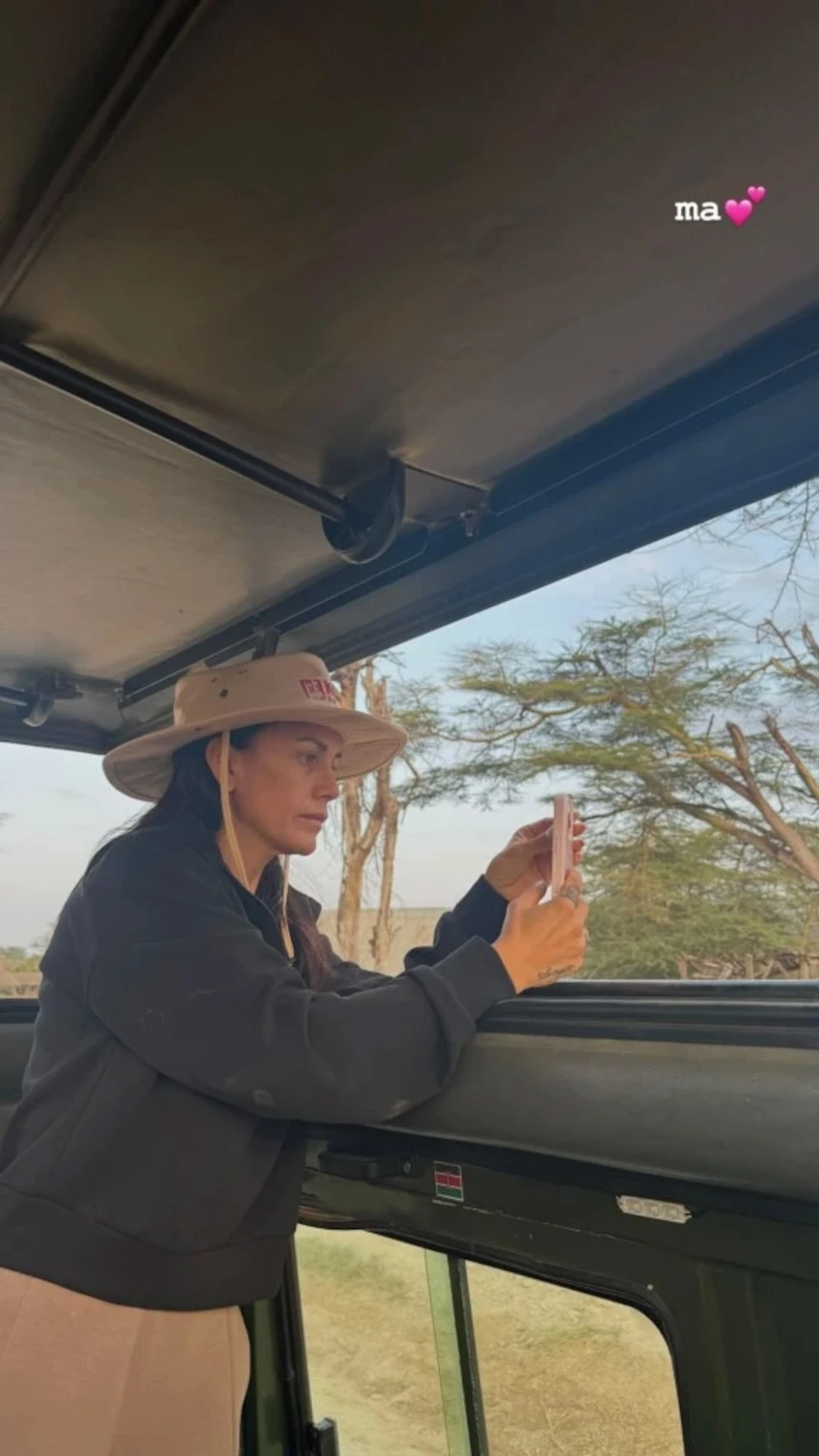 Las fotos de Carlos Tevez y su familia en un safari en Kenia