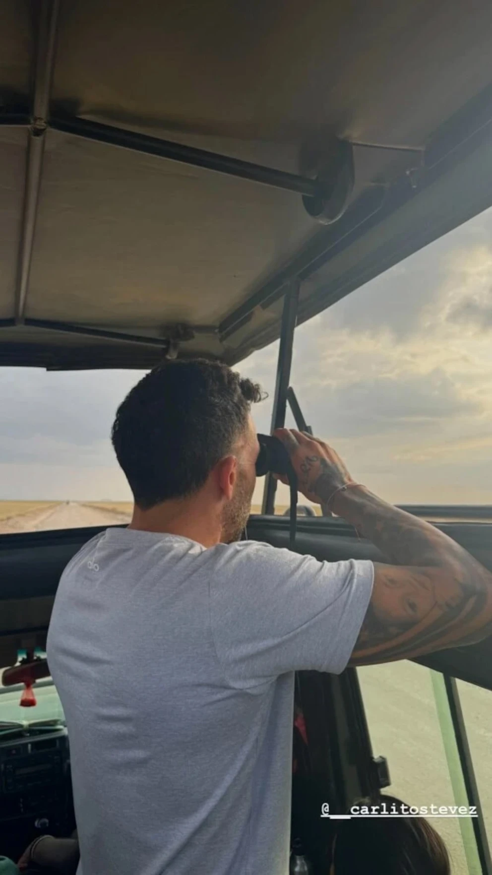 Las fotos de Carlos Tevez y su familia en un safari en Kenia