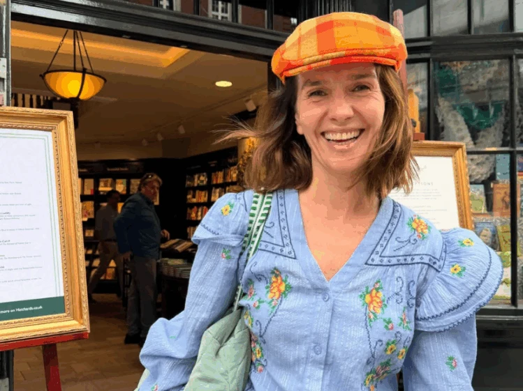 Natalia Oreiro llevó un look boho chic para pasear por Londres