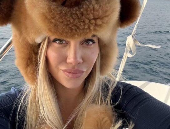 Wanda Nara y su look comfy en Villa La Angostura