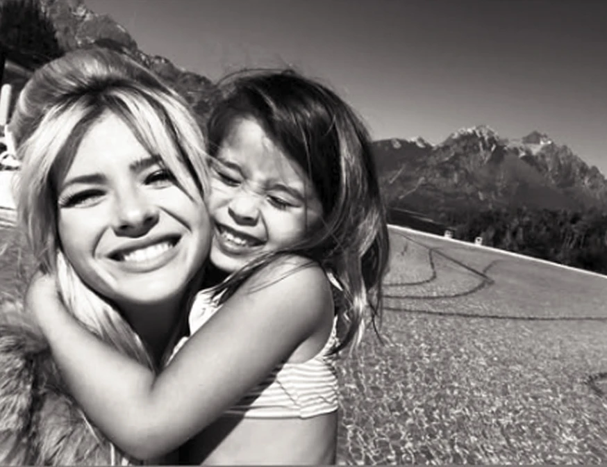 China Suárez y Rufina