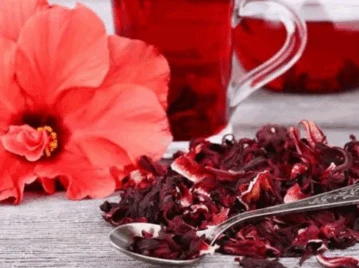 Qué es y qué beneficios tiene el agua de hibisco