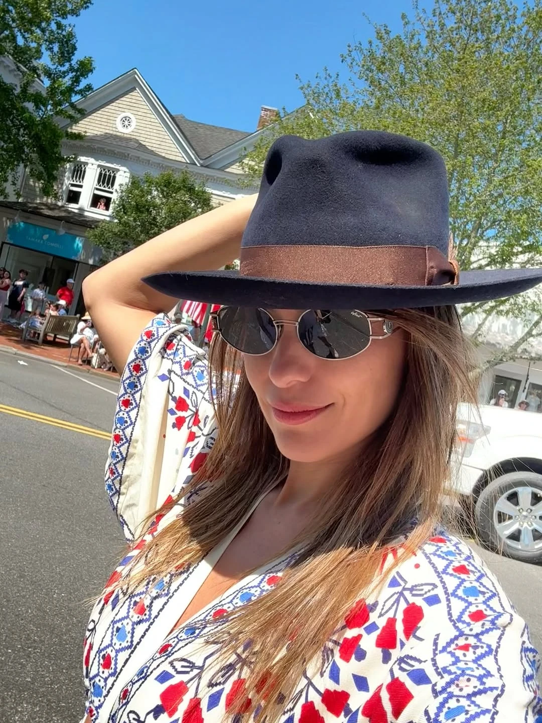 Pampita participó de un desfile por el 4 de julio con un look boho chic alusivo