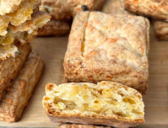 Brownies de queso: deliciosos, crocantes e ideales para acompañar la sopa de invierno