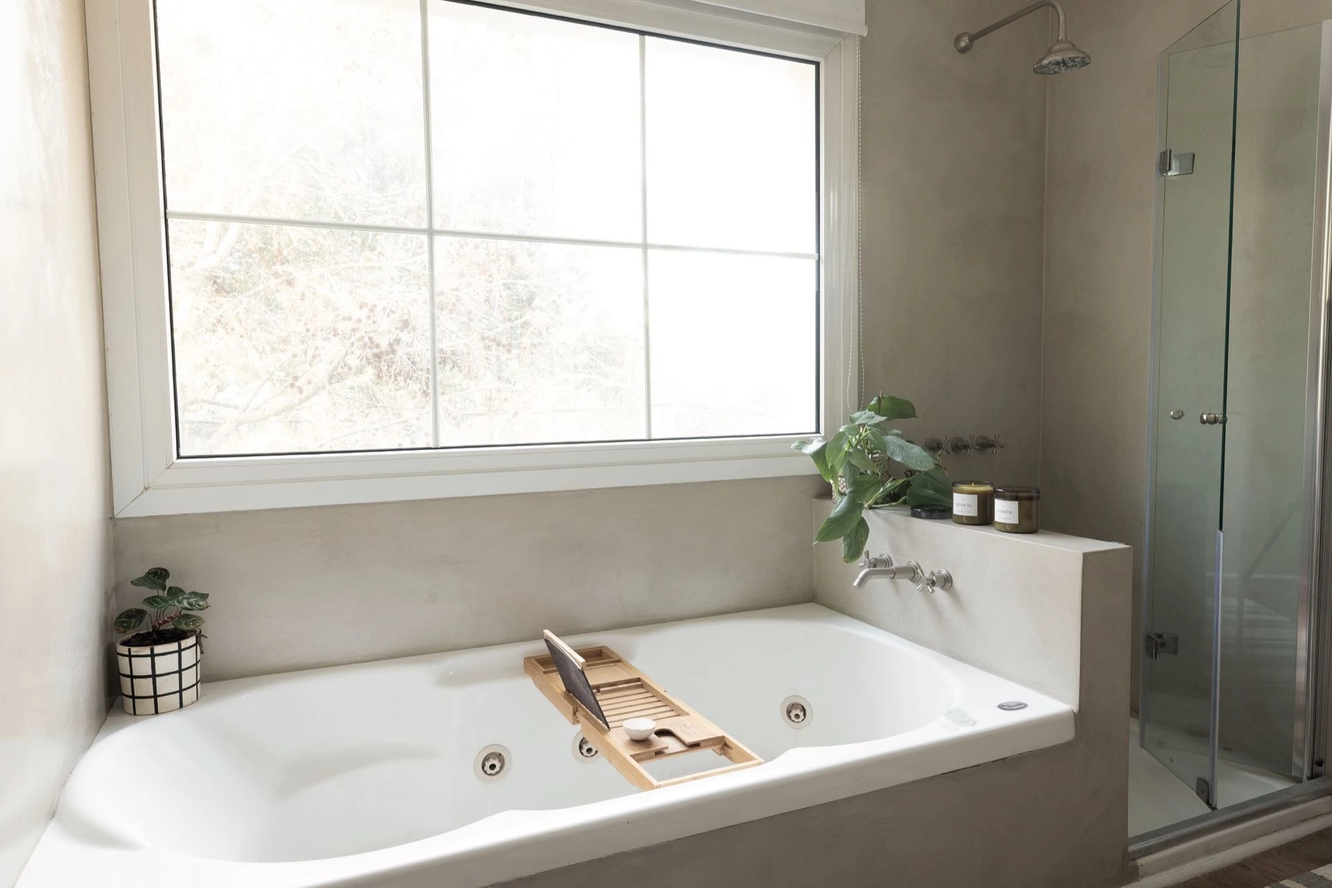 El baño principal se reformó por completo.