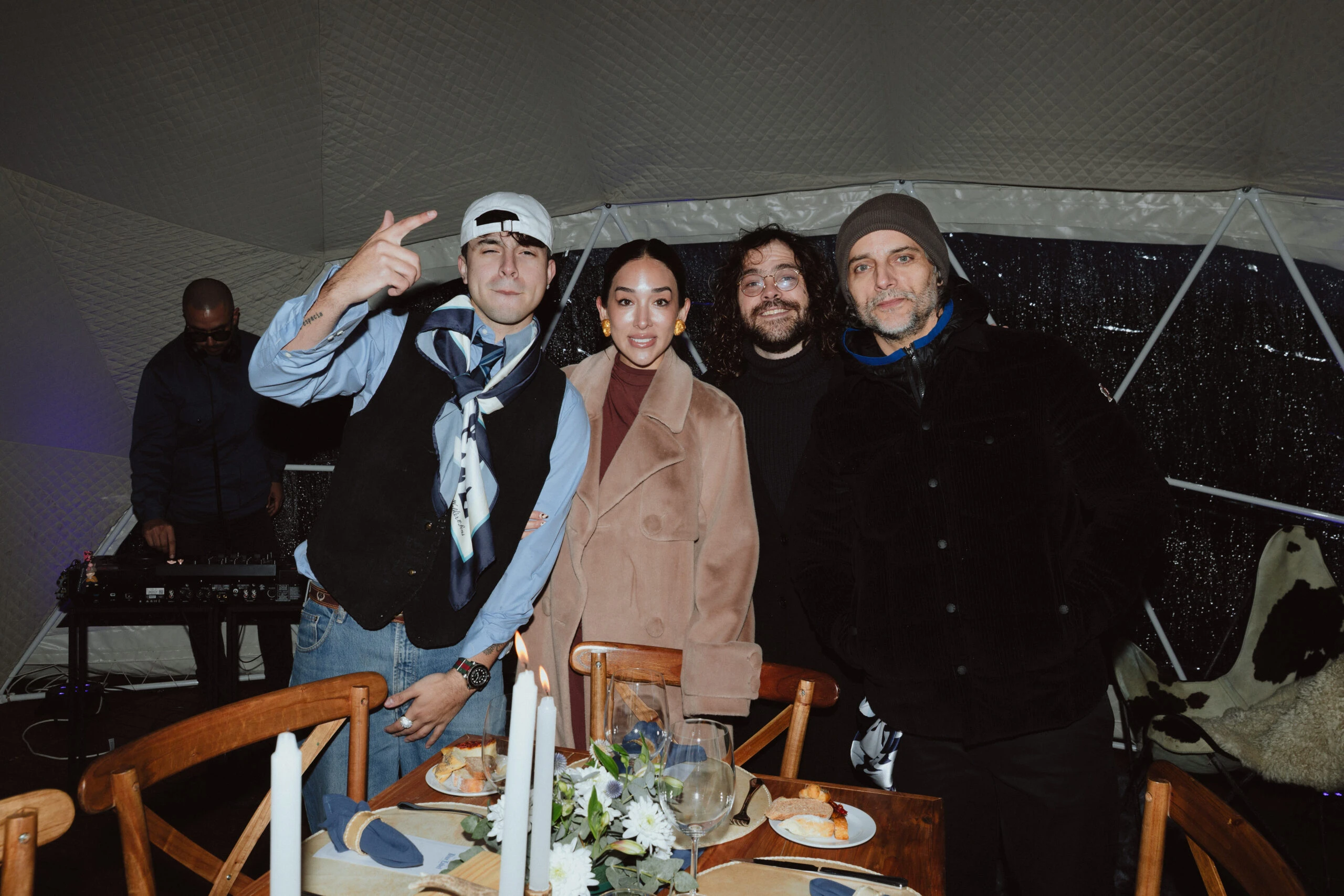 Rusherking, Flor Sosa, Peter Lanzani y Joaquín Furriel