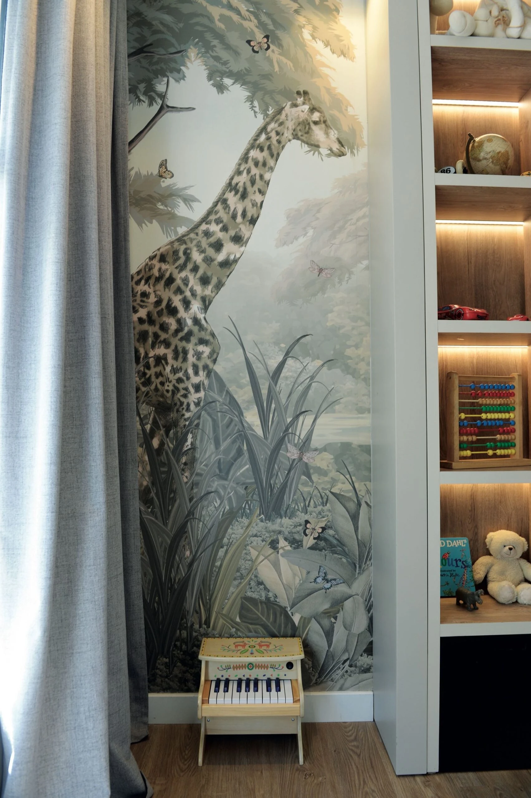 Un fantástico mural inspirado en la selva africana (Tinta Chini).