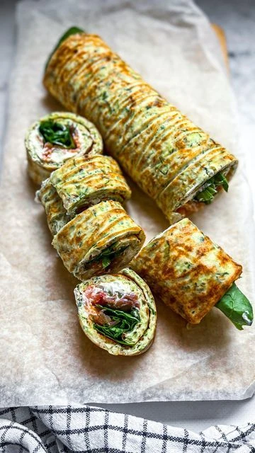 Rollitos de calabacín con ricota y jamón crudo: una receta que te saca del paso en minutos

