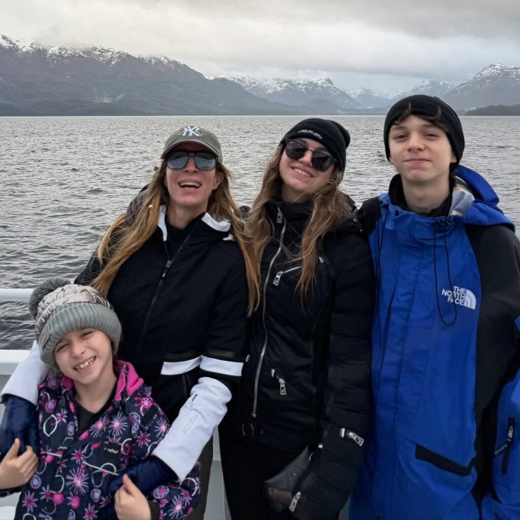 Las vacaciones de Sandra Borghi con sus hijos y recién separada.