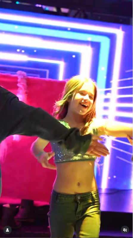 Fernanda Callejón celebró los 10 años de su hija Giovanna con una fiesta al estilo 2000