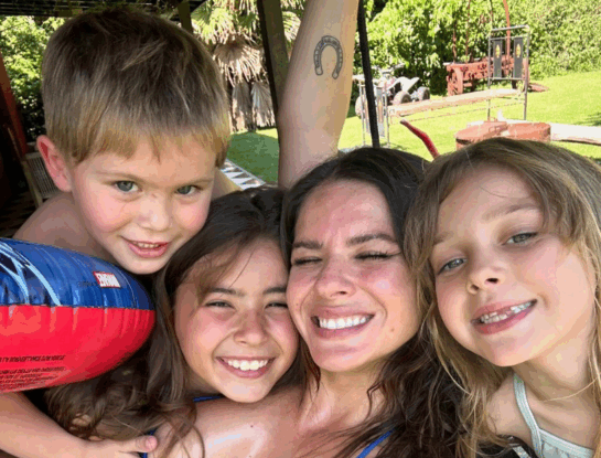 El emotivo mensaje de la China Suárez al reencontrarse con sus hijos en Estambul