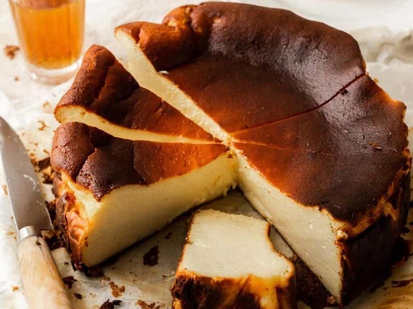 Cómo hacer una torta helada vasca: una receta con base crocante y relleno suave