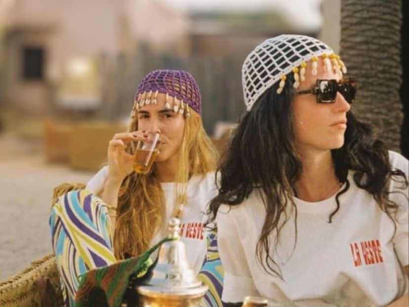 Gorros de crochet: la tendencia que nos dejó la Copenhage Fashion Week y que vamos a llevar en verano