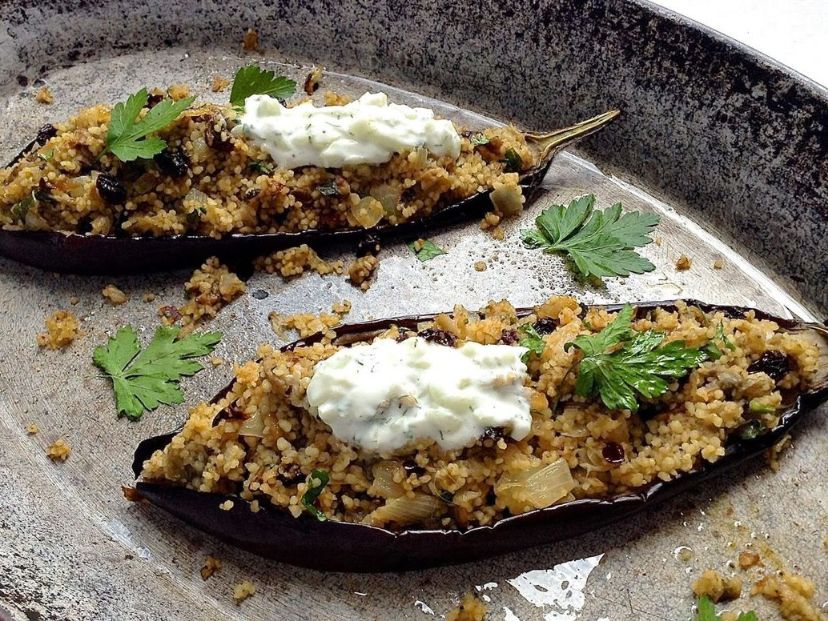 Berenjenas rellenas: una receta con couscous y queso feta, fácil y deliciosa