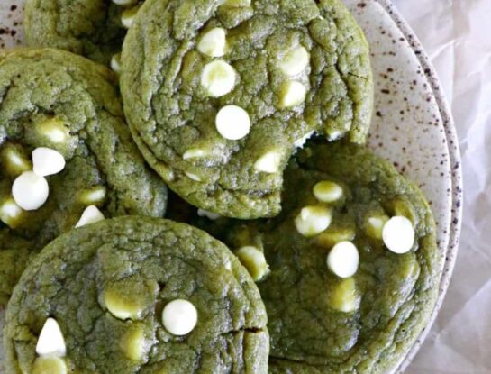 Cookies de matcha con chocolate blanco: una receta perfecta para una tarde de lluvia