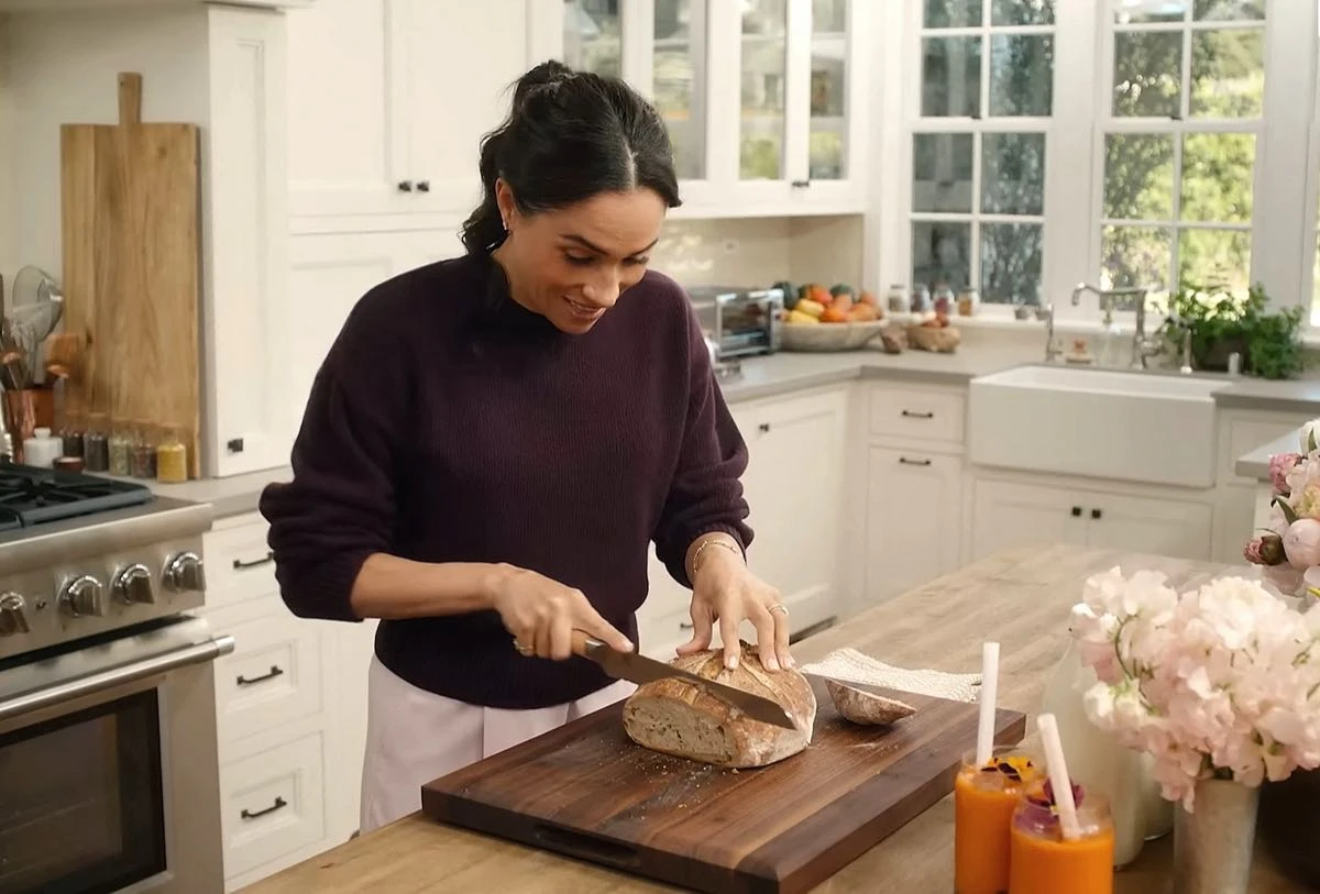  Meghan Markle en la segunda temporada de la serie With Love, Meghan 