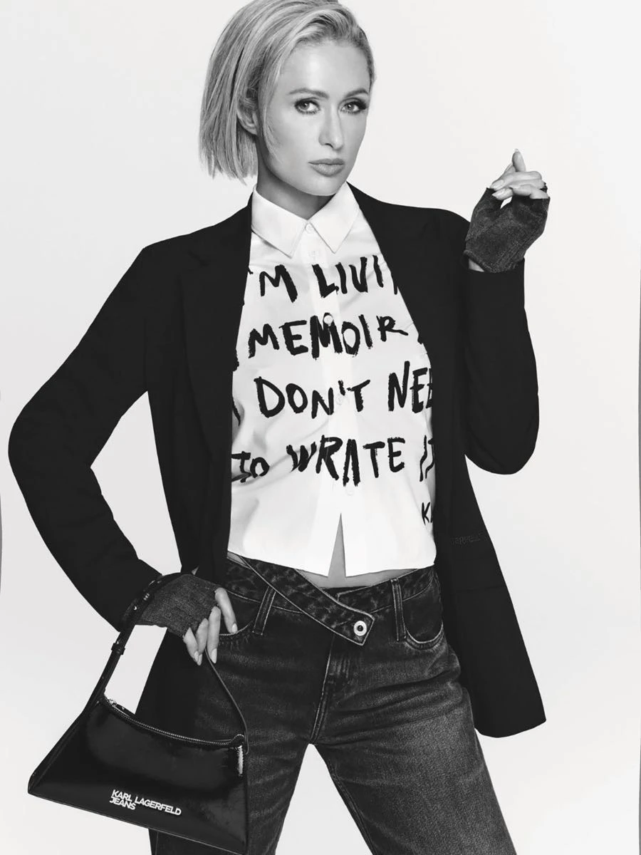 Paris Hilton protagoniza la campaña de Karl Lagerfeld fall 2025