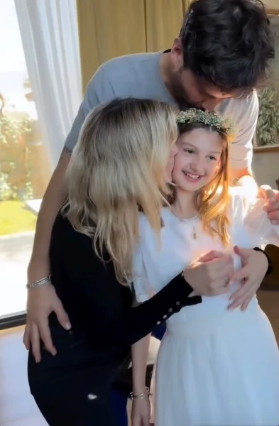 Las fotos de la primera comunión de Mila, la hija de Mery del Cerro y Meme Bouquet