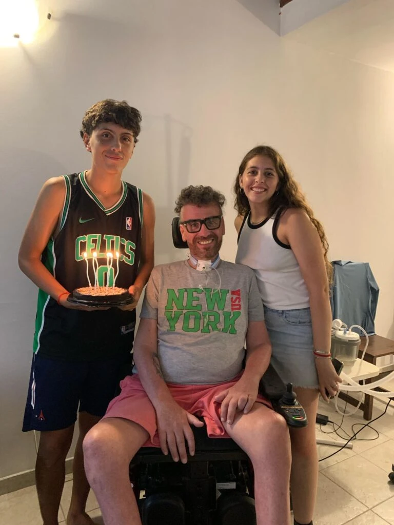 ELA: le dieron 3 años de vida, pasaron 9 y ahora busca un tratamiento en Estados Unidos